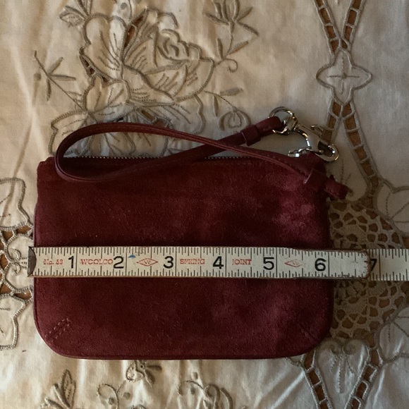 Coach wristlet - Picture 5 of 6